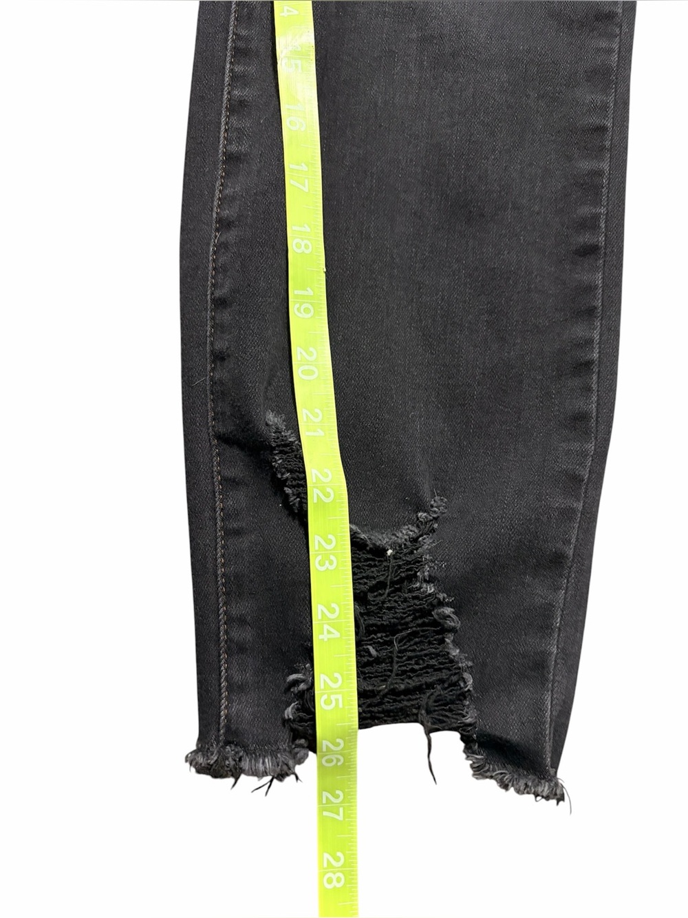 Judy Blue Jeans Women's Size Black Cropped Straight Leg Raw Hem - Picture 7 of 13